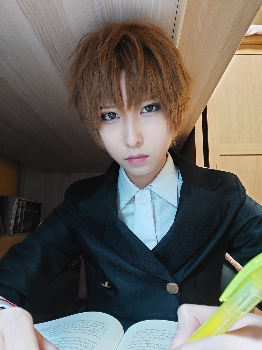 gonwheeee's tweet photo. Li Syaoran - Cardcaptor Sakura : Clear Card

just tried Syaoran school uniform at home :) It's too small for me I can't lift my arms 😂

#CardCaptorSakura #cosplay #リシャオラン #カードキャプターさくら #syaoran #lisyaoran https://t.co/BR0qyVw66Q