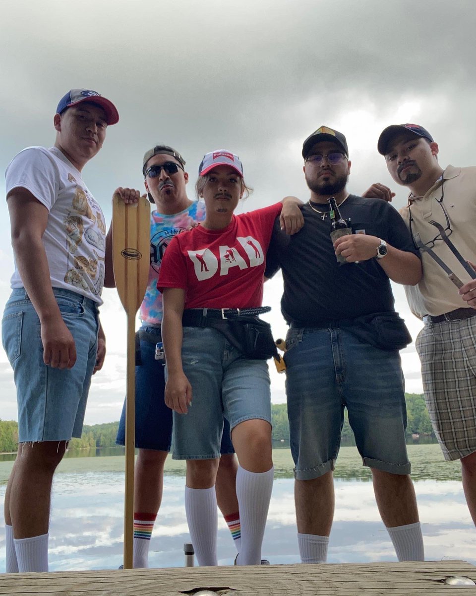_s_y_d_n_e_y's tweet photo. Do y’all darty like us? 🍻🇺🇸 #dadparty https://t.co/4l7dtBkybs