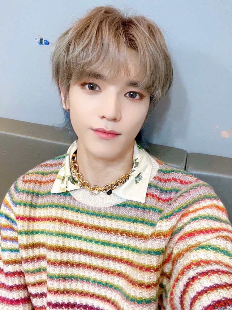 KpopBdays's tweet photo. happy birthday to Taeyong from
NCT!!🎧🎧

#nct #jungwoo #nctzen #nztu #nct127 #wayv #taeyong #haechan #mark #taeil #doyoung #jaehyun #johnny #yuta #winwin #lucas #kun #ten #xiaojun #hendery #yangyang #chenle #renjun #jaemin #jeno #jisung #shotaro #sungchan #HAPPYTAEYONGDAY https://t.co/GtjV2W83Cw