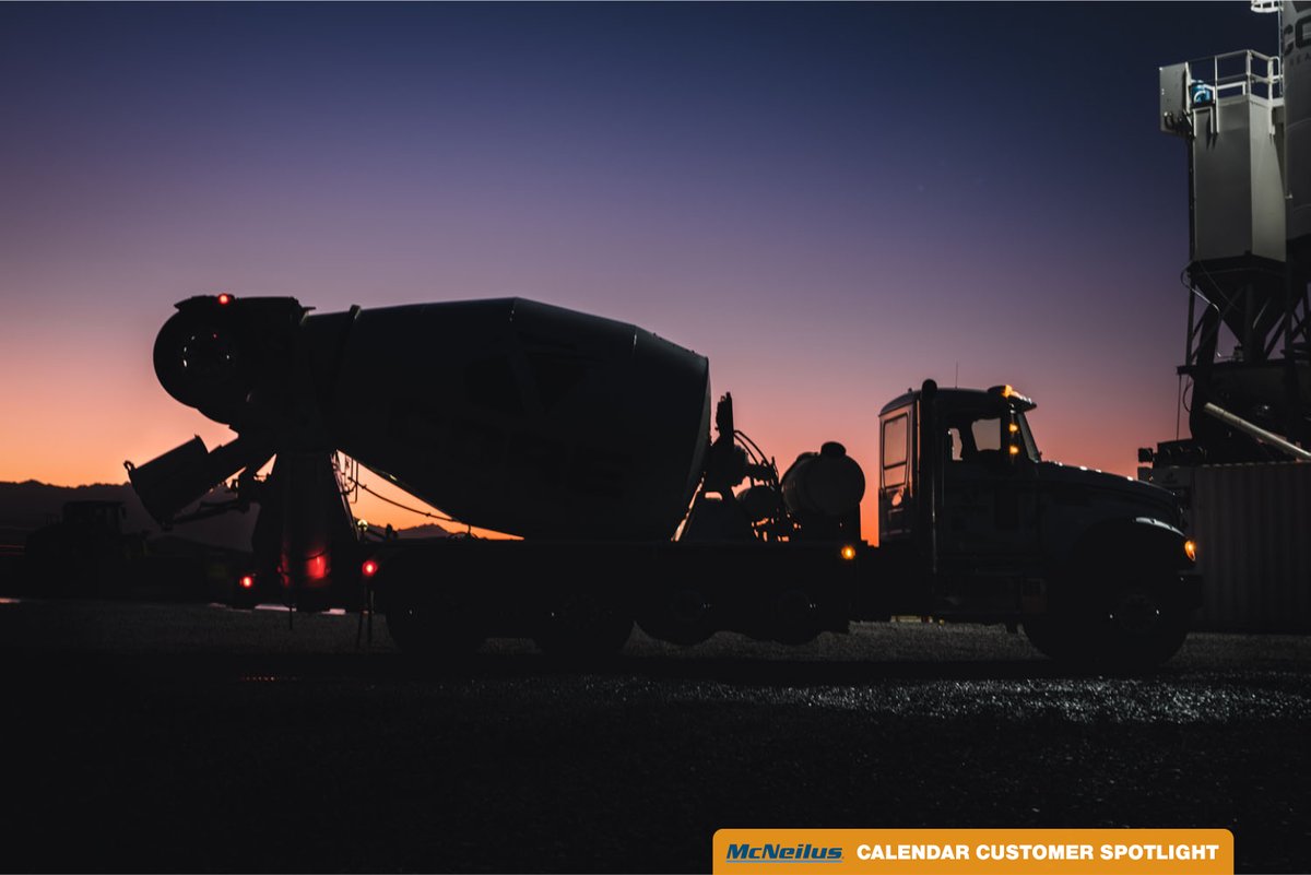 RevolutionMixer's tweet image. Shout out to our June calendar customer CORE Ready Mix out of AZ! They are running these 11.5 YD FLEX Controls™ Bridgemaster™ mixers and added a 3-button joystick and armrest for driver comfort. 

Thank you to @MackTrucks &amp;amp; @nussgrp 
#McNeilusMixers #FLEXControls #TeamMcNeilus