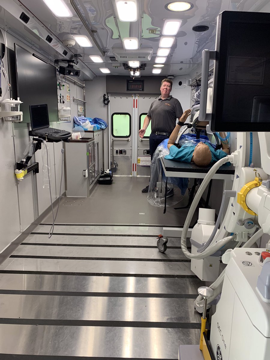 POCUSKW's tweet photo. Right place, right time. By chance, got a tour of the ECMO super ambulance today! #Sonosite EdgeII over on the left wall. Super cool to see the technology that went in to this million dollar ambulance! #pocus #ems #ECMO @SonoSite https://t.co/7XpBgVvcds