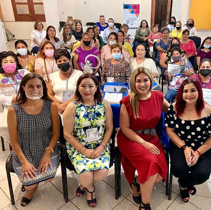 SonoraPpm's tweet photo. Desde Huatabampo, Sonora, la Sria. de Promoción Política de la Mujer, del @PANporSonora, a cargo de @ZulmaGal llevaron a cabo el taller: Oratoria Política "construye tu mensaje y conecta con la ciudadanía”, impartido por la Mtra. Ana García https://t.co/wIFDd16Xjt