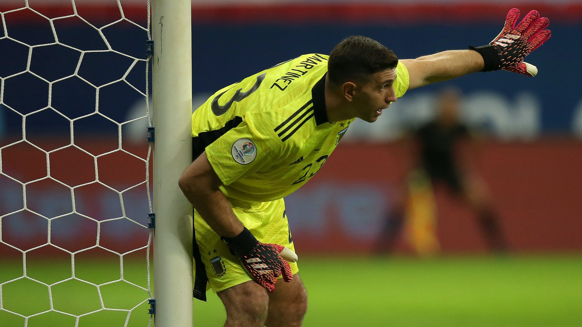 アストン ヴィラ日本公式 コパ アメリカ ベスト8進出 ドウグラス ルイス エミ マルティネス Euro ベスト8進出 ミングス グリーリッシュ T Co 9nggybdnti Twitter