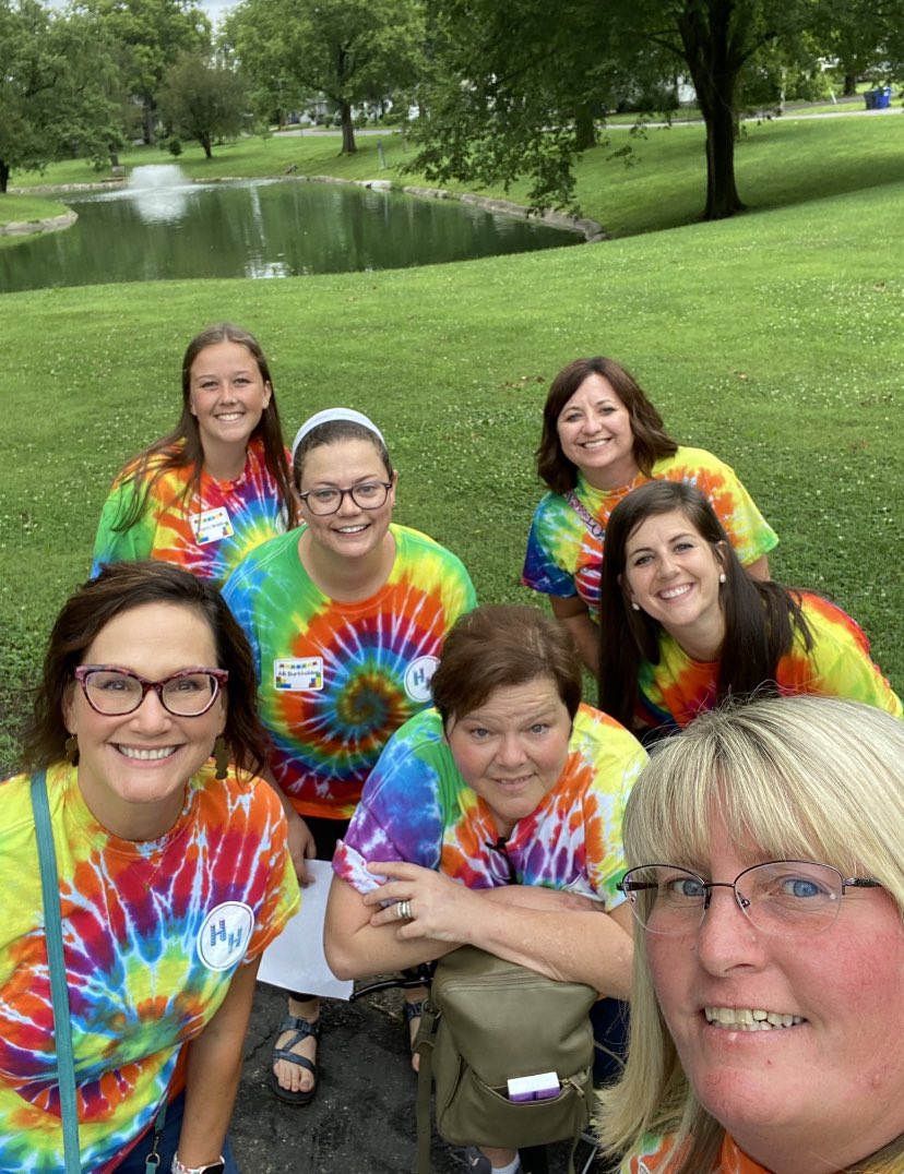 HeberHunt's tweet photo. Heber Hunt Photo Hunt- photo with the pond at Liberty Park! @sedalia_parks @SEDALIASCHOOLS #oneteamonedream #hhphotohunt https://t.co/USxI8yMXZ8