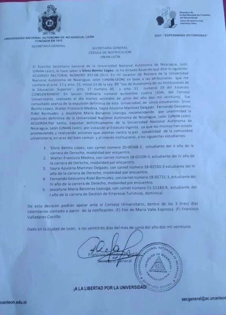 PiruloAr's tweet photo. La ley de “traición a la patria” llega adaptada a la UNAN-Leon. La dictadura expulsa a estudiantes https://t.co/fHCntkdKHQ