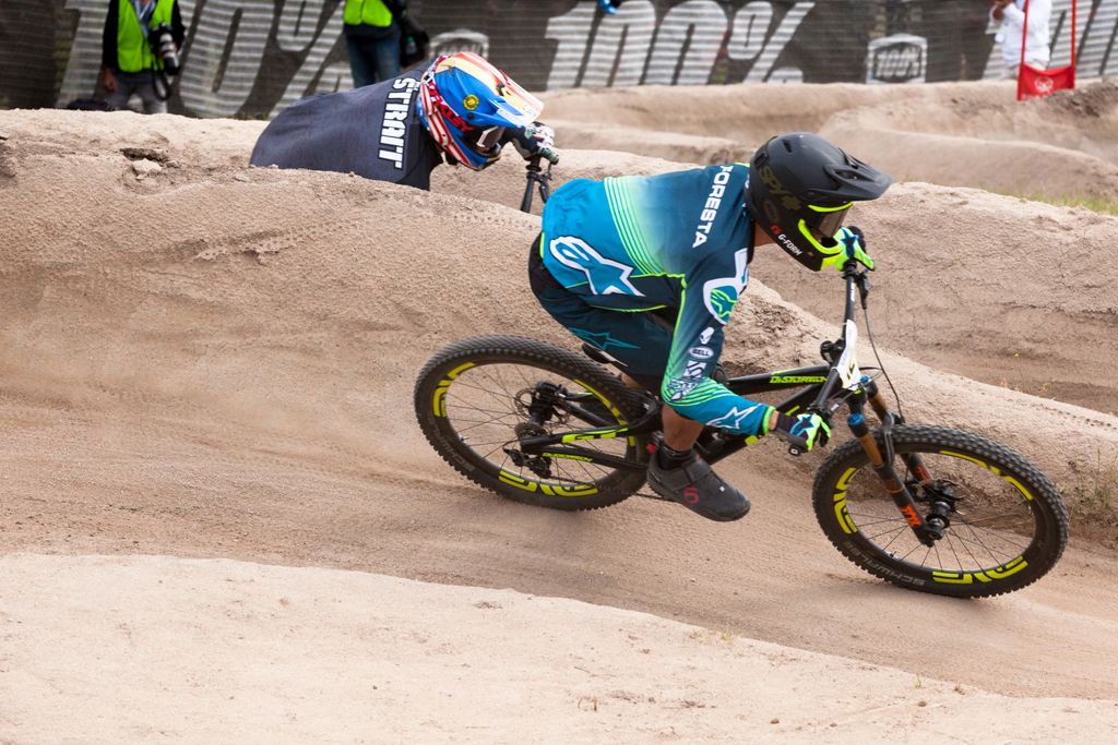 SeaOtterClassic's tweet photo. Dual Slalom is a heads-up race to the finish.
#seaotterclassic #bikefestival #dualslalom #mtb #mtbrace #montery #california https://t.co/xnugk4U8AH