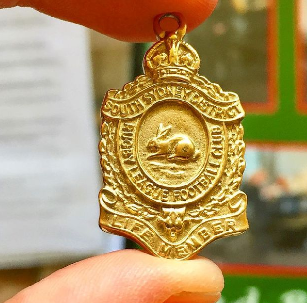 SchnablJared's tweet photo. This is one of the highest honors any devoted @ssfcrabbitohs can receive: a life member badge. Someday, I hope to don this gilded bunny! #ProudToBeABunny #GoRabbitohs 

Available:
Amazon - https://t.co/pS3I6eLkJa 
B&amp;N - https://t.co/9ULXMF4eFe

#WritingCommunity #author #books https://t.co/NFqbCj1gPI