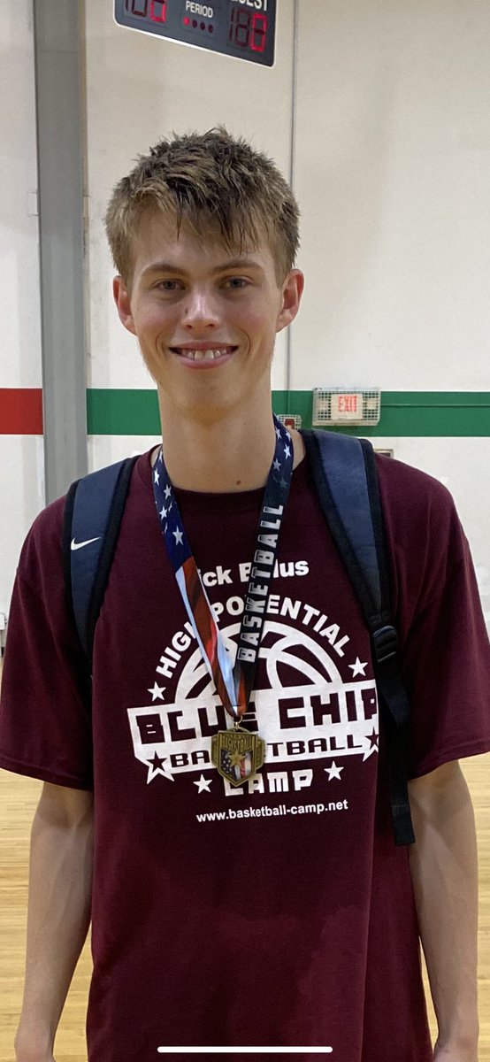 CoachGuf's tweet photo. All tournament team at Rick Bolus camp today.  Do Work Kid!!  @MasGuff @SoniaGuffey https://t.co/Qj4RTAhYJf