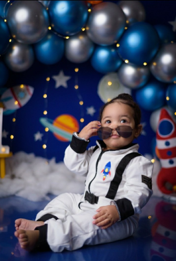 Raybalbino1's tweet photo. Meu astronauta mais lindo do mundo! #Ridan fez 1aninho 💙 https://t.co/7LdBwyaI5O