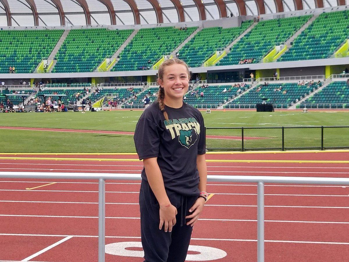 Basha's <a href="/Gabriel53030118/">Gabriella</a> is about an hour away from throwing live from The University of Oregon !!!!!
Rocking that Basha Bear shirt at Track Town USA!!
<a href="/bashabearstrack/">Basha Bears T&F</a> <a href="/BashaAthletics/">Basha HS Athletics</a> <a href="/bashabearnation/">Basha Bear Nation</a> <a href="/basha_softball/">Basha Bears Softball</a> <a href="/CUSDAthletics/">CUSDAthletics</a>