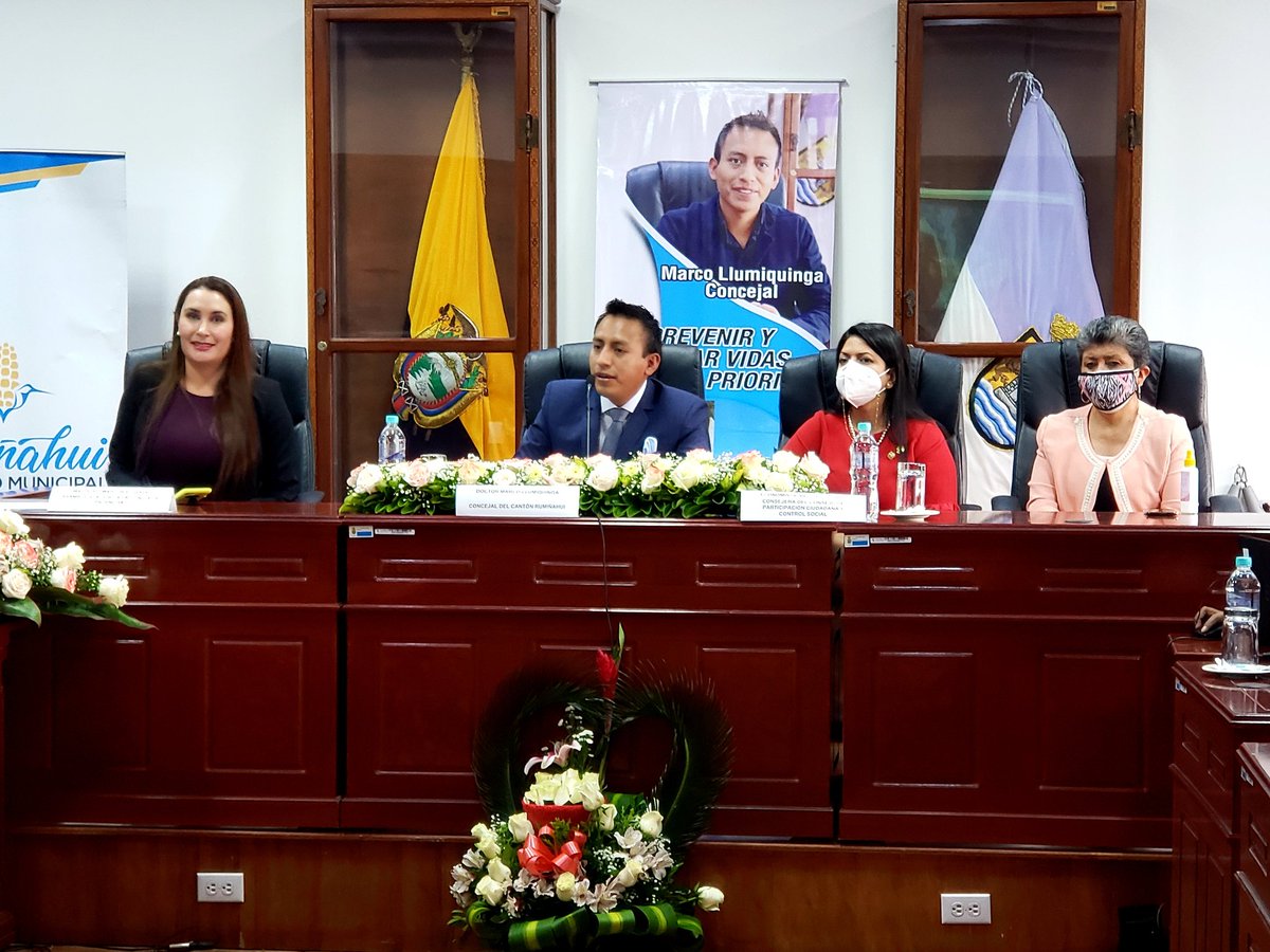 6Renacer's tweet photo. La asambleista @marjoriechavezm acompaño al concejal Marco Llumiquinga en su rendición de cuentas 2020 acerca de la gestión realizada en el Canton Rumiñahui. 

#Pichincha 
#Ecuador  
#RenacerLa6 
#CompromisoDeCambio
#Rumiñahui
@renzolombeida https://t.co/ky8gVkZIQn