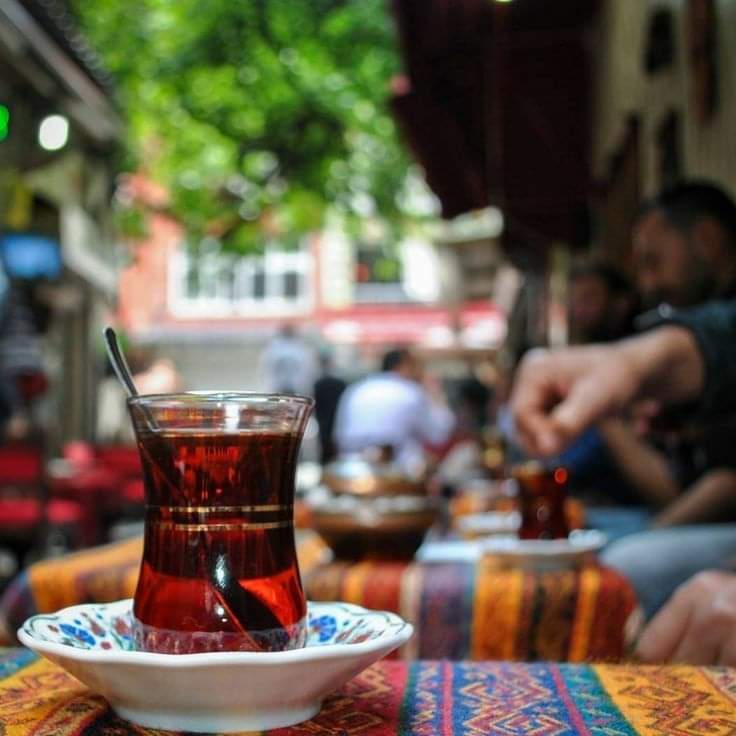 ❤
　   O
　　　 O
　　　　 o
　　　　　o
　　　　　 o
　　　　　o
　　　　 。
　　　 。

Sen benim kalbimde tutuklu kalsana.. 
Ben sana içeride bakarim

Sevdiğim.. ❤