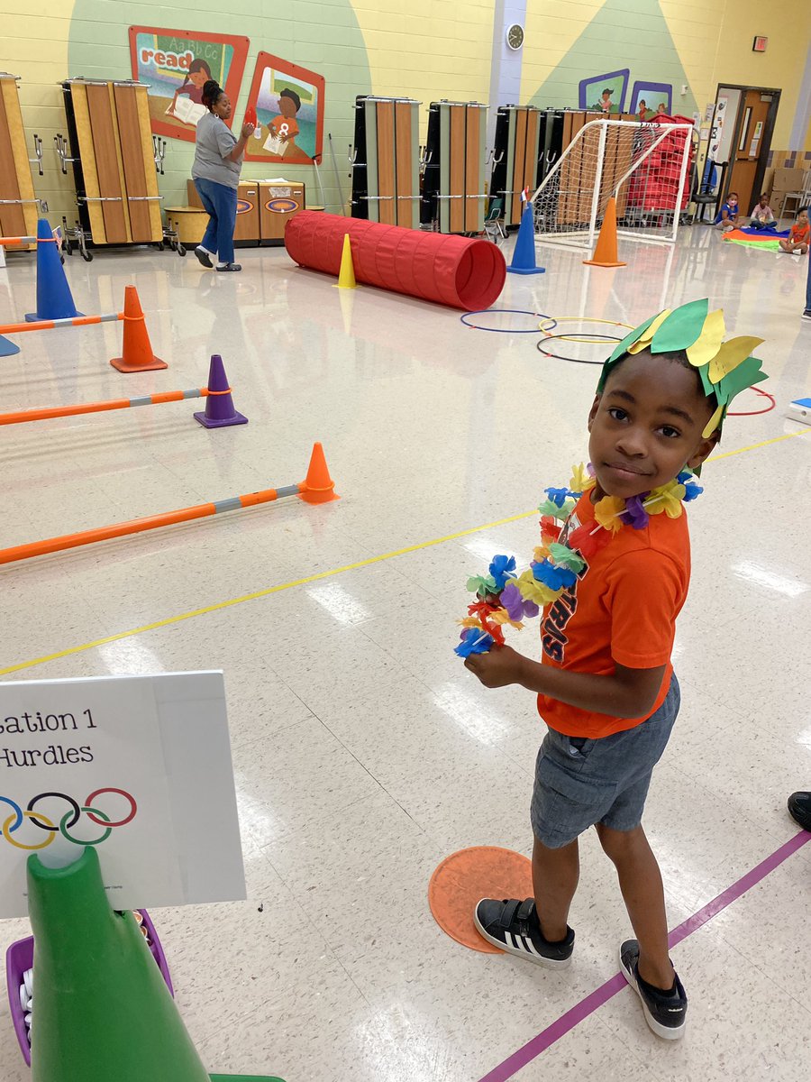 mslowpaz's tweet photo. Olympics day! Ready to compete! #prek #goingforthegold #AldineSummer #JagSwag #AldinePrimarySummerCamp @JonesECPKK_AISD @Magrill_AISD @GFTG2021_AISD @KoryJessie @KimberlyBowie11 https://t.co/jrk7rIZGJ5