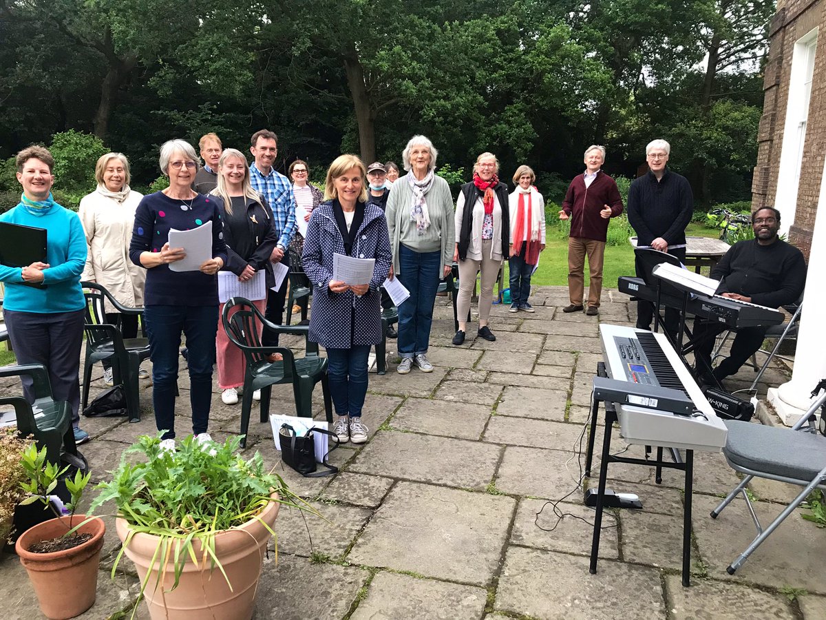 JagsChoralSociety (@jagschoralsoc) on Twitter photo The threat of rain did not deter us from giving the world premiere of Jonathan Lee’s “Lament for Zenocrate” <a href="/BellHouseNews/">Bell House</a> 
We also dedicated Chilcott’s Irish Blessing to Elaine Shackleton, finishing with VW’s Mystical Songs with everybody singing the baritone solo line. The threat of rain did not deter us from giving the world premiere of Jonathan Lee’s “Lament for Zenocrate” <a href="/BellHouseNews/">Bell House</a> 
We also dedicated Chilcott’s Irish Blessing to Elaine Shackleton, finishing with VW’s Mystical Songs with everybody singing the baritone solo line.