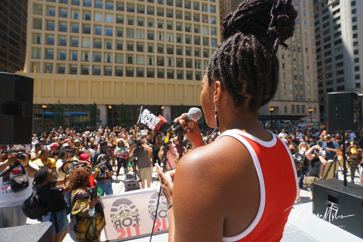 SydJayMusic's tweet photo. Juneteenth may have passed but Black Joy and liberation are forever! Shout out to @ashleymmunson &amp; @marchforus2021 for allowing me to be a part of a beautiful day of celebration!  #blackjoy #liberation  #juneteenth #lifteveryvoice  #chicago #marchforus https://t.co/D8G1PES0OE