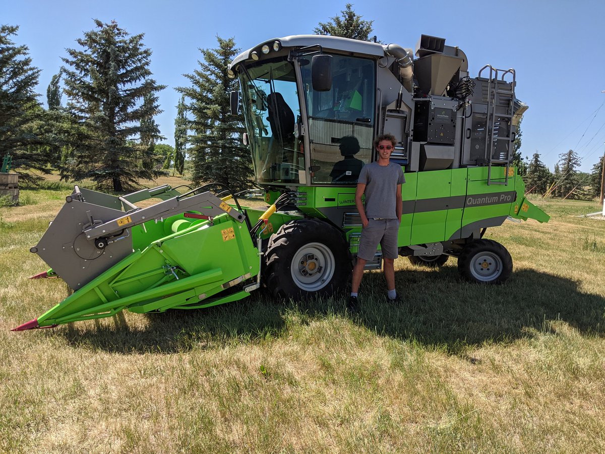 Solid day and a bit of combine training complete on the brand new Quantum Pro, thanks to <a href="/CoryPea45919938/">Cory Pearson</a>. Excited to get out in the field and start harvesting 
<a href="/FarmingSmarter/">Farming Smarter</a>
