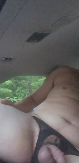 1 pic. Horny in Boston.

Retweet for public sex. https://t.co/1IIHQY854A