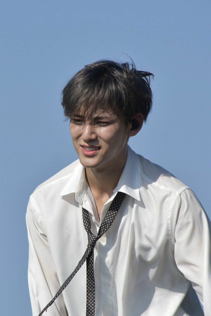 *:･ﾟ✧ Jackson Hayes ✧ﾟ･:*
new acc not new to rp.
interactive. nsfw: profanities.
flirty. medyo makalat
• rt and like for a follow 
• looking for interactive mutuals