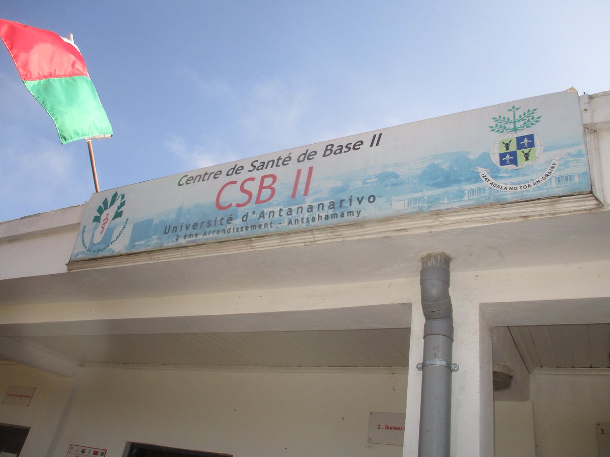 Au sein des CSB2, bon nombre de  médicaments sont fournis gratuitement par l'État  à la disposition de la population. A savoir, les médicaments pour le planning familial, les médicaments pour le paludisme, et ceux administrés aux femmes enceintes.

#Santé_pour_tous