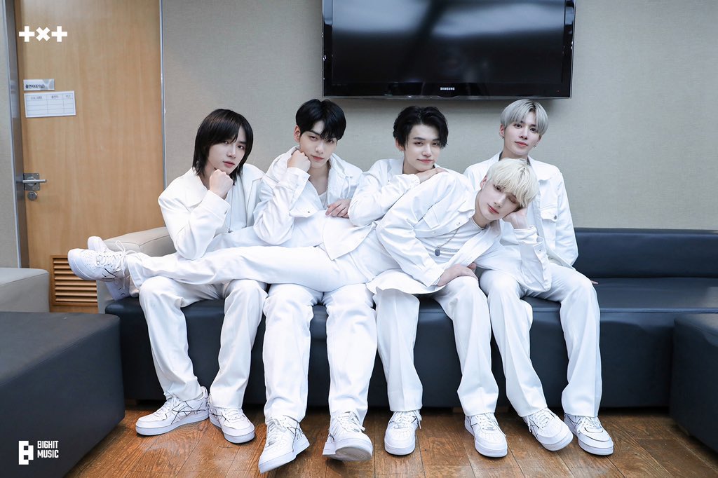 txt_sarangdan2's tweet photo. 아 헐ㄹ https://t.co/86RgZ0mNlH