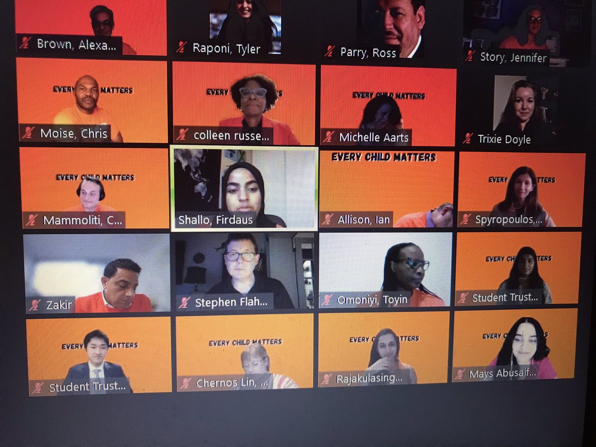 shelleylaskin's tweet photo. @tdsb @isaiah_shafqat @curtisennis10 @HaltonDSB @TDSBDirector Thank you @FirdausShallo and @mayssaifan as Student Trustees @tdsb - good luck as you continue on your journey... and welcome new Student Trustees Evan Woo and Jyoti Dadhich joining @isaiah_shafqat on our board... look forward to working with you on behalf of all our students https://t.co/LM8r7Qldcq