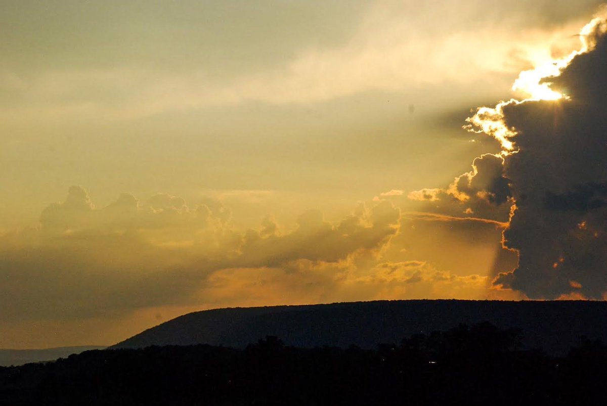 Hard to beat a Mount Nittany sunset on a perfect Nittany Valley evening.

(Photo via friend of the Mountain <a href="/EthanKasales/">Ethan Kasales</a>, taken from Shaner Baseball Complex in Centre Hall)