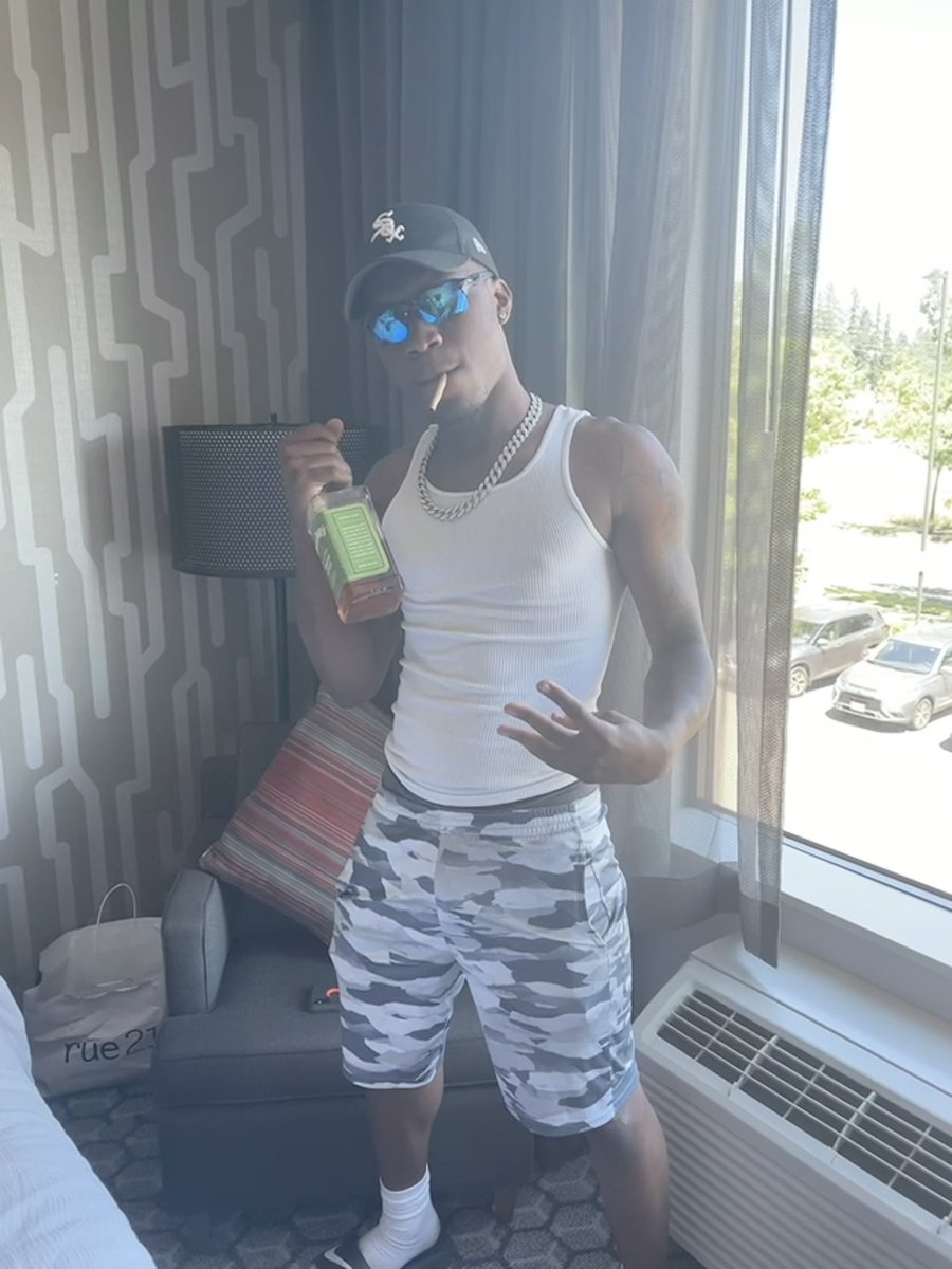 FederalDee107's tweet image. Nomo Love Heartless flow Federal Empire 🦍