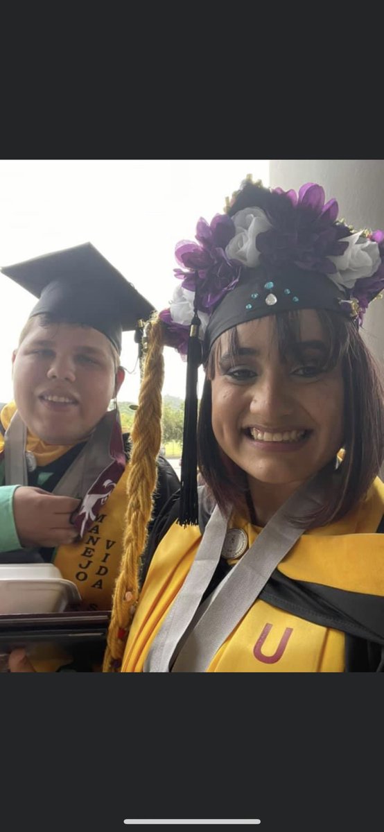 Vetdog98's tweet photo. After 5 years of so many historical events in PR and the world from a college strike in my first year and two hurricanes in the second years to a world pandemic in my last year. Is been a rollercoaster ride but I can finally say that I graduated from UPR Humacao https://t.co/18cF4k9O0H