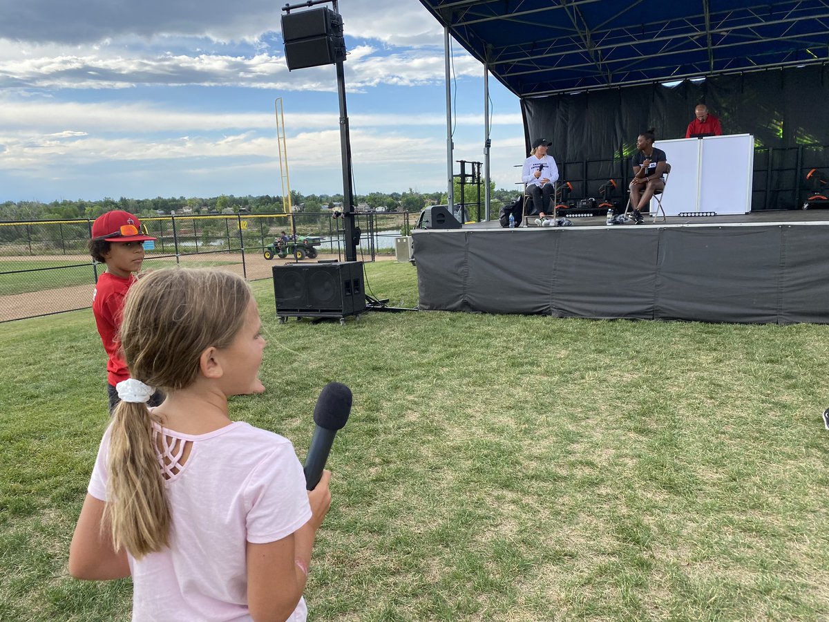 COSparkFire's tweet photo. 🥎💪Nothing better then hearing from ✌️ of the best in the game! #IPlayTCS @thisisussb @aubrey_lynne10 @KStokes10 https://t.co/eKhyby9lBc