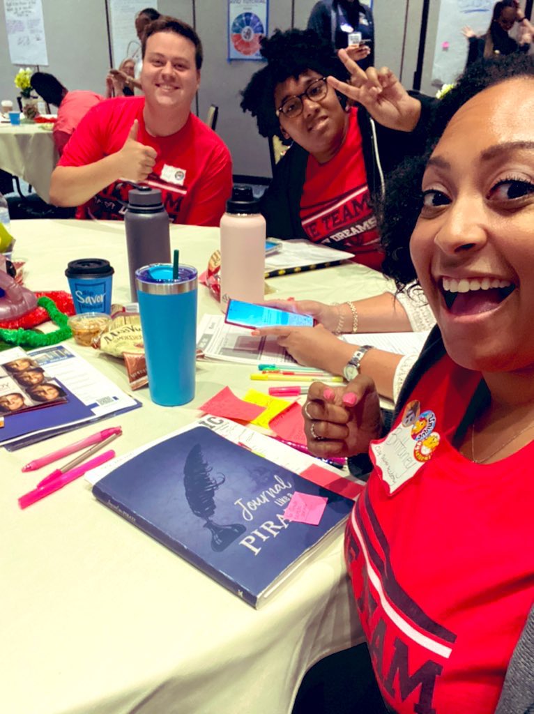 brenee24's tweet photo. #csusaavidlaunch day 1! I loved learning more with our experienced teachers! I am PROUD to be part of the CSUSA family and introduce our newest teachers to our fantastic network!! @Clay_Charter @CSUSAhq @CSUSAJonHage @EddieRuiz531 @ms_lizaferreira https://t.co/FUUpYcOvl8