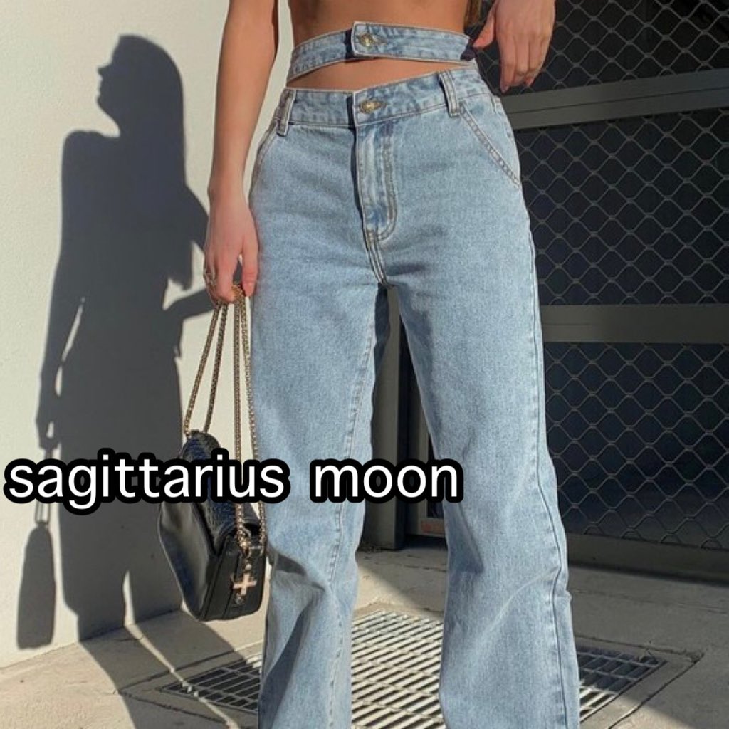 tateorexia's tweet photo. how  did  ppl get  such cute   outfits😭 https://t.co/EfQb8FMiA8