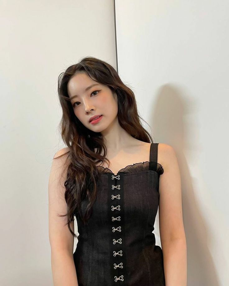 Chaengstarlight's tweet image. eu queria TANTO proteger você meu amor, por favor tenha cuidado e se cuide independentemente de qualquer coisa, eu te amo muito dahyun, eu te amo tanto :((

PROTECT DAHYUN AT ALL COST 🤍
#WeLoveYouDahyun #ProtectDahyun #DAHYUN #다현 @JYPETWICE