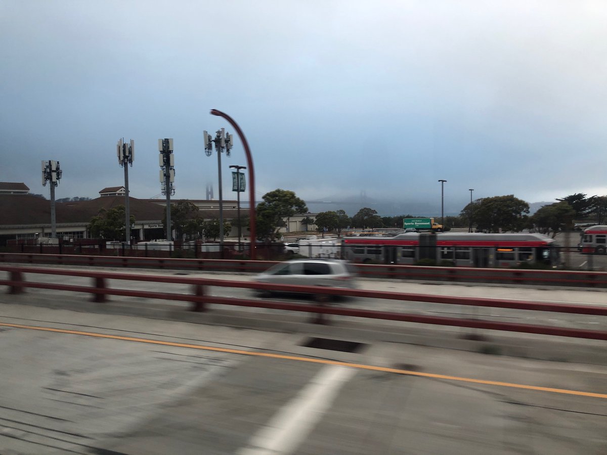 TheFamilyAliens's tweet image. #BusCheck #FogCheck #BridgeCheck Any of you punks got fog and possibly a bridge