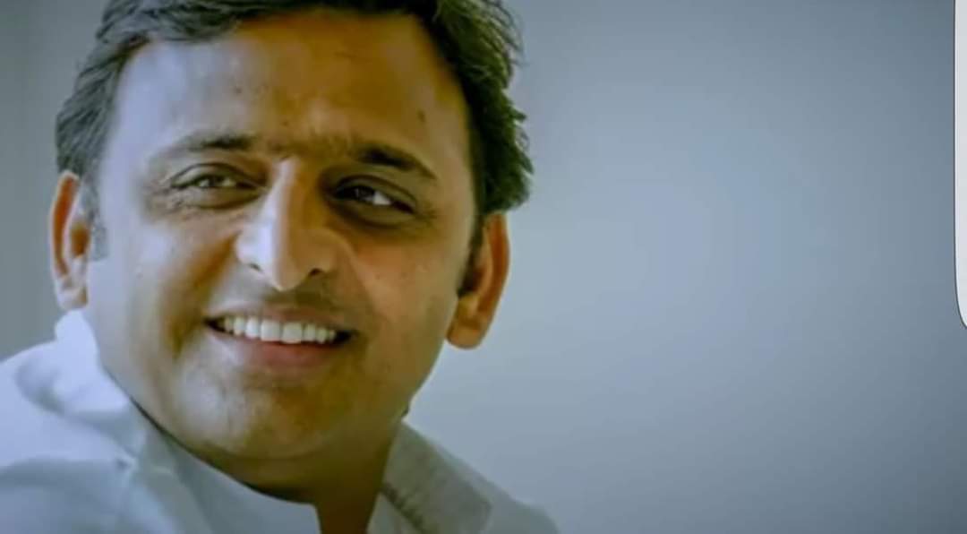सबको साथ लेकर चलने वाले, सादगी और निर्भीकता की प्रतिमूर्ति, पर्यावरणविद, अद्भुत वक्ता, यदुकुल शिरोमणि, गरीब, किसान, मजदूर, पिछड़े, शोषित और नौजावान के सबसे बड़े रहनुमा,समाजवादी पार्टी के राष्ट्रीय अध्यक्ष हमारे साहब श्री <a href="/yadavakhilesh/">Akhilesh Yadav</a> जी को जन्मदिन की हार्दिक बधाई एवं शुभकामनाएं