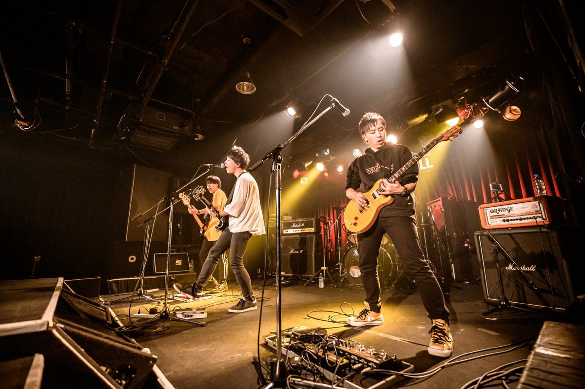 HellosayHello19's tweet photo. 【告知】
ライブ出演のお知らせです！
久々のライブハウスで気合い入ってます🔥

■日時
7/11(日) 開場17:00/開演17:30

■場所
栄MUJICA
https://t.co/o7YMkFREZd

■チケット
前売¥1,500/当日¥2,000
※Drink別¥500

■出演
FUNNY ARC
真生
HellosayHello
and more

チケット取置きはDMにて承ります！ https://t.co/2HI2R5kGtR