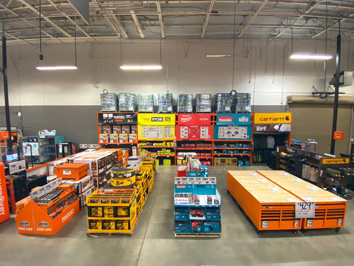 Raul_Specialty's tweet photo. Hardware D25 is ready for this fantastic weekend! In stock and ready to shop! 🛠💥 #InStock123 #GET #TeamWork  #4thofJuly https://t.co/gfr8SiGrFk