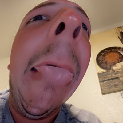 BenSkates_'s tweet photo. #NewProfilePic https://t.co/bYSGqyLl5S