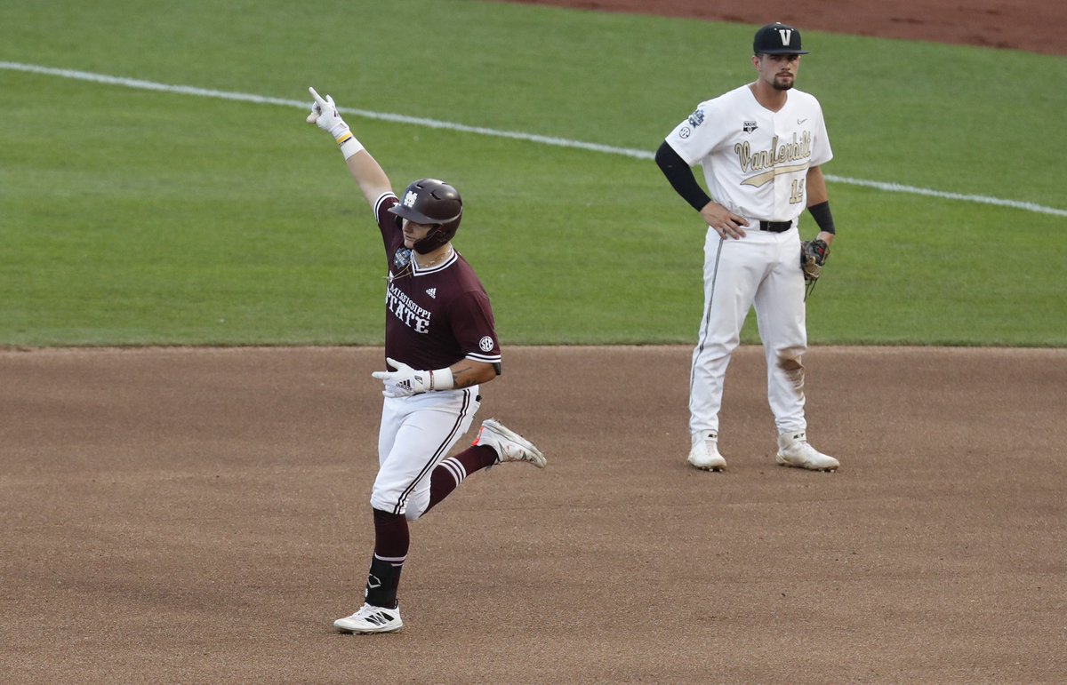 RCorySmith's tweet photo. The other angle of Logan Tanner throwing up the wolf hands after his home run is equally satisfying. 🤣🤣

#BackThePack // #CWS https://t.co/u1wmT3eufI