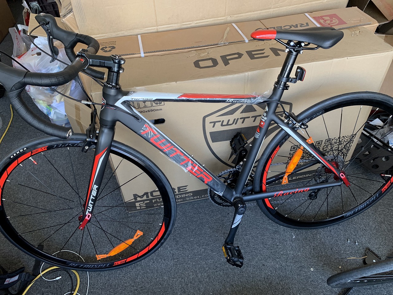 レストアベースに！ TWITTER TW732 アルミフレームロードバイク