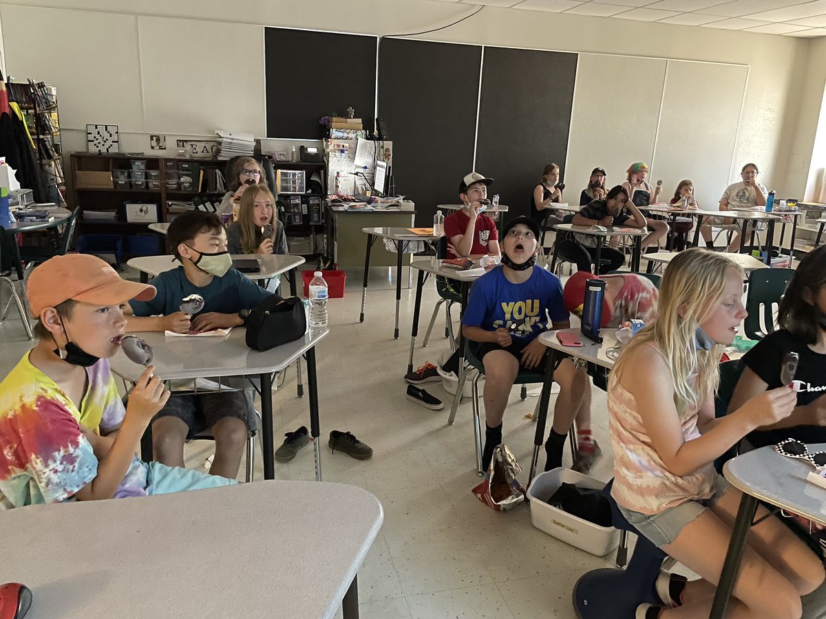medallinger's tweet photo. @fgdragonspsd70 had a great way to beat the heat thanks to @DaveRyanRealtor who delivered a dilly bar fir each student and staff member to end off the school year!! Thank you! #psd70 #HeatWave2021 https://t.co/e6z8vWnJKr