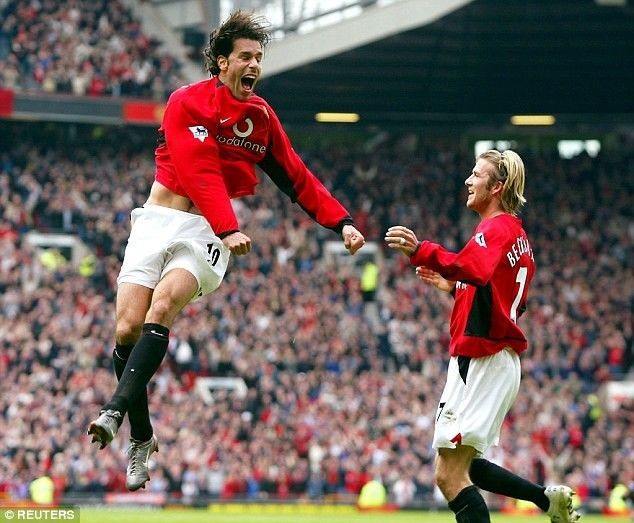 Happy 45th birthday to Ruud Van Nistelrooy, What a legend he was! All the best on your birthday     