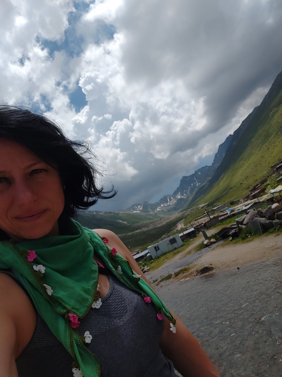zeynox's tweet photo. Benim meskenim... dağlardır dağlar! #Kackar #YukariKavrun #Samistal #çamlıhemşin #yayla https://t.co/bjPdUanTrP