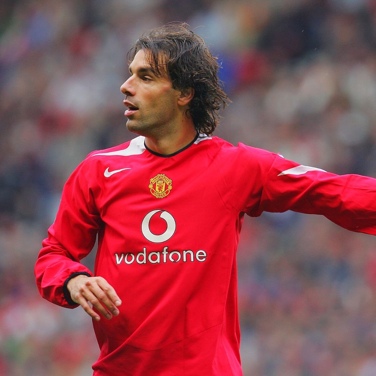 We wan wish Ruud van Nistelrooy Happy Birthday as e don turn 45 years old.   