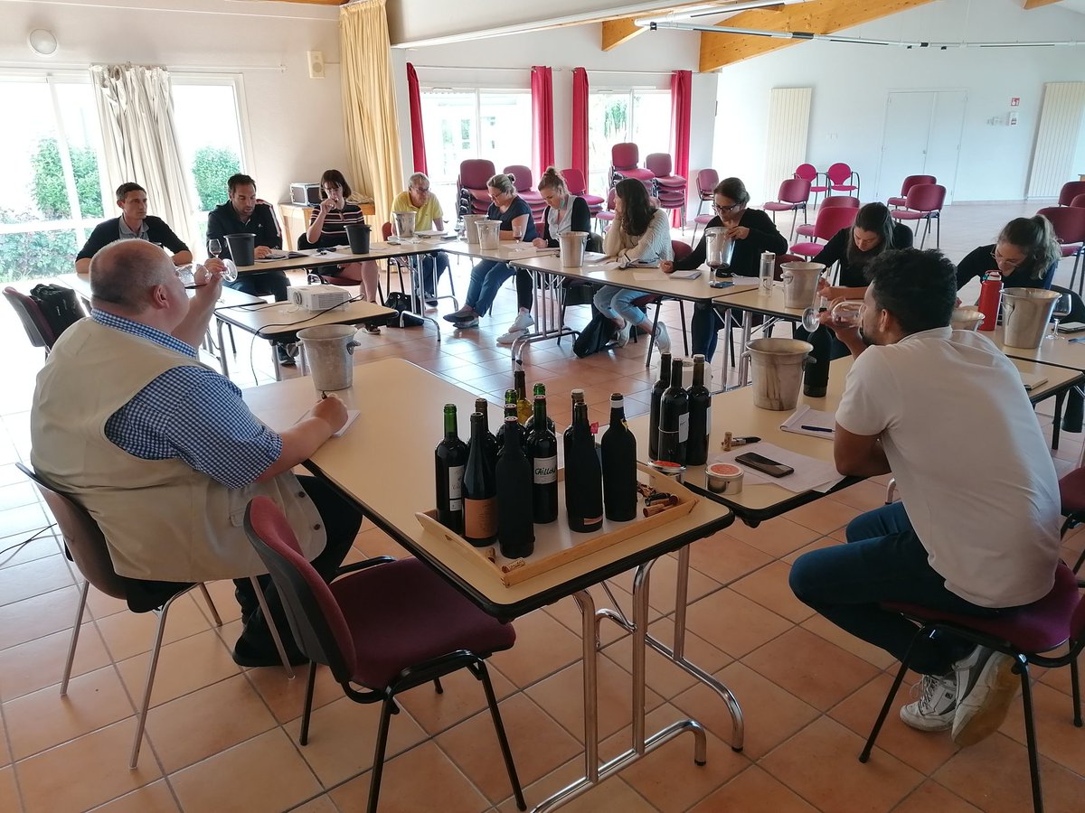 ENOSENS (@enosens_) on Twitter photo Dégustation #GeoSensorielle
Les #œnologue du groupe #ENOSENS à la découverte du goût des #terroir avec le spécialiste de la #dégustation géosensorielle Geoffrey Orban
Voyage passionnant au ♥️ de la relation entre le vin son goût et son sol #Bordeaux <a href="/PLTeissedre/">Pierre-Louis Teissedre</a> Dégustation #GeoSensorielle
Les #œnologue du groupe #ENOSENS à la découverte du goût des #terroir avec le spécialiste de la #dégustation géosensorielle Geoffrey Orban
Voyage passionnant au ♥️ de la relation entre le vin son goût et son sol #Bordeaux <a href="/PLTeissedre/">Pierre-Louis Teissedre</a>