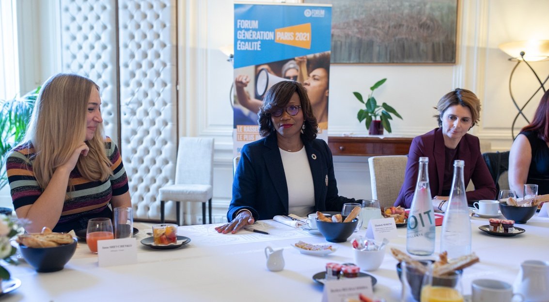 Des femmes engagées. Des femmes inspirantes. Les visages et les voix du combat pour les droits des femmes. Merci aux membres du conseil consultatif pour l'égalité entre les femmes et les hommes du G7 pour notre échange ce matin en marge du Forum Génération Égalité. Agissons.