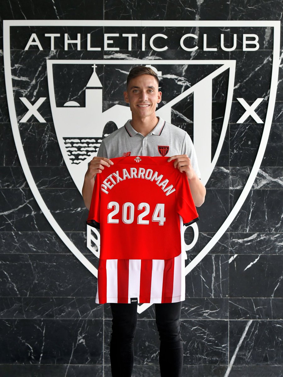 alexpetxa's tweet photo. Eskerrikasko @athletic_eus erakutsitako konfidantzagatik. Gogoz erronka berri hau hasteko #aupaAthletic 🦁🔴⚪️ https://t.co/QG47Y75Y5F