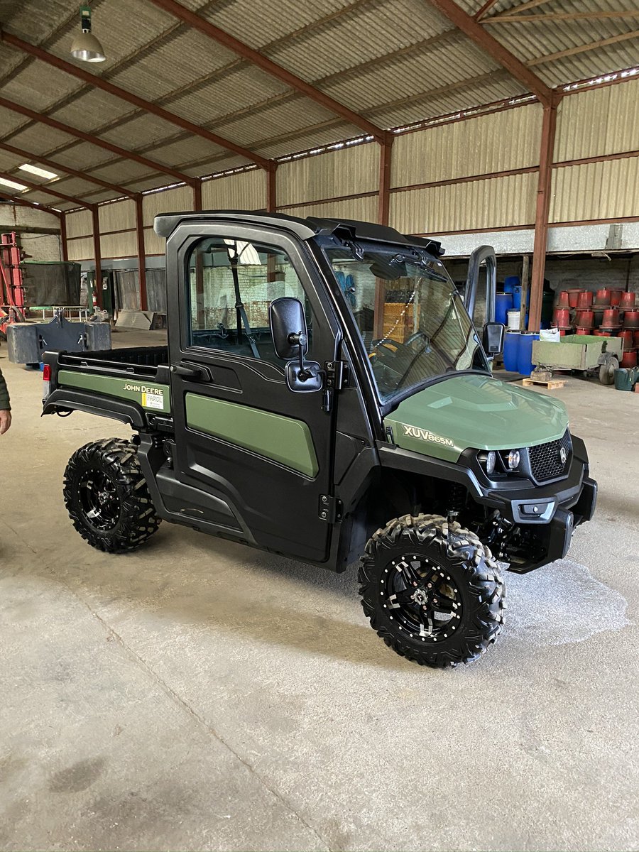 Angus Russell tweet media