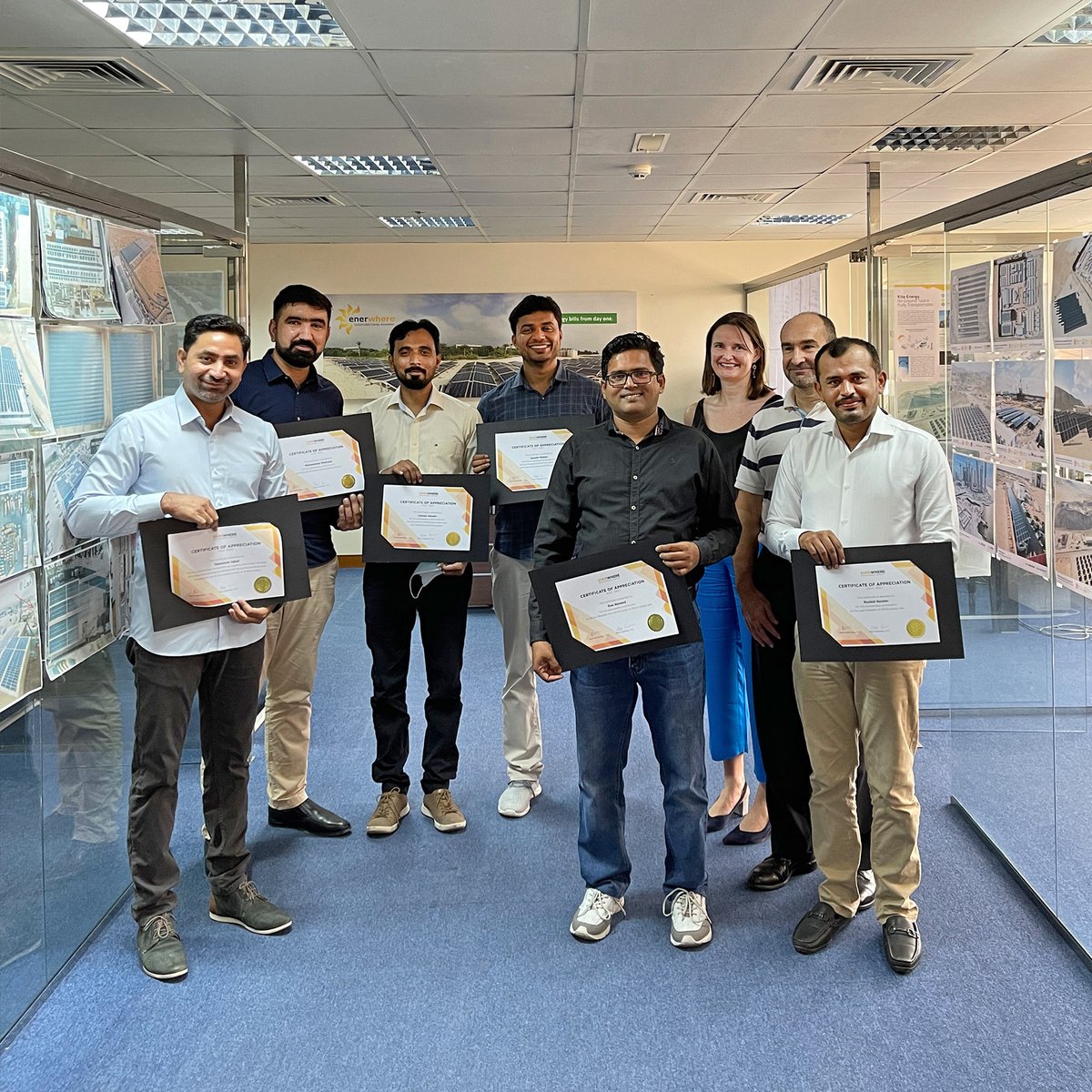 Enerwhere's tweet photo. Today we celebrate these members of our team for going above and beyond at their work! Their dedication is outstanding - Enerwhere family really appreciates them!

#teamplayer #goingaboveandbeyond #hardwork #sustainableenergy #microgrids #projectmanagement https://t.co/PYn2jYh5aL