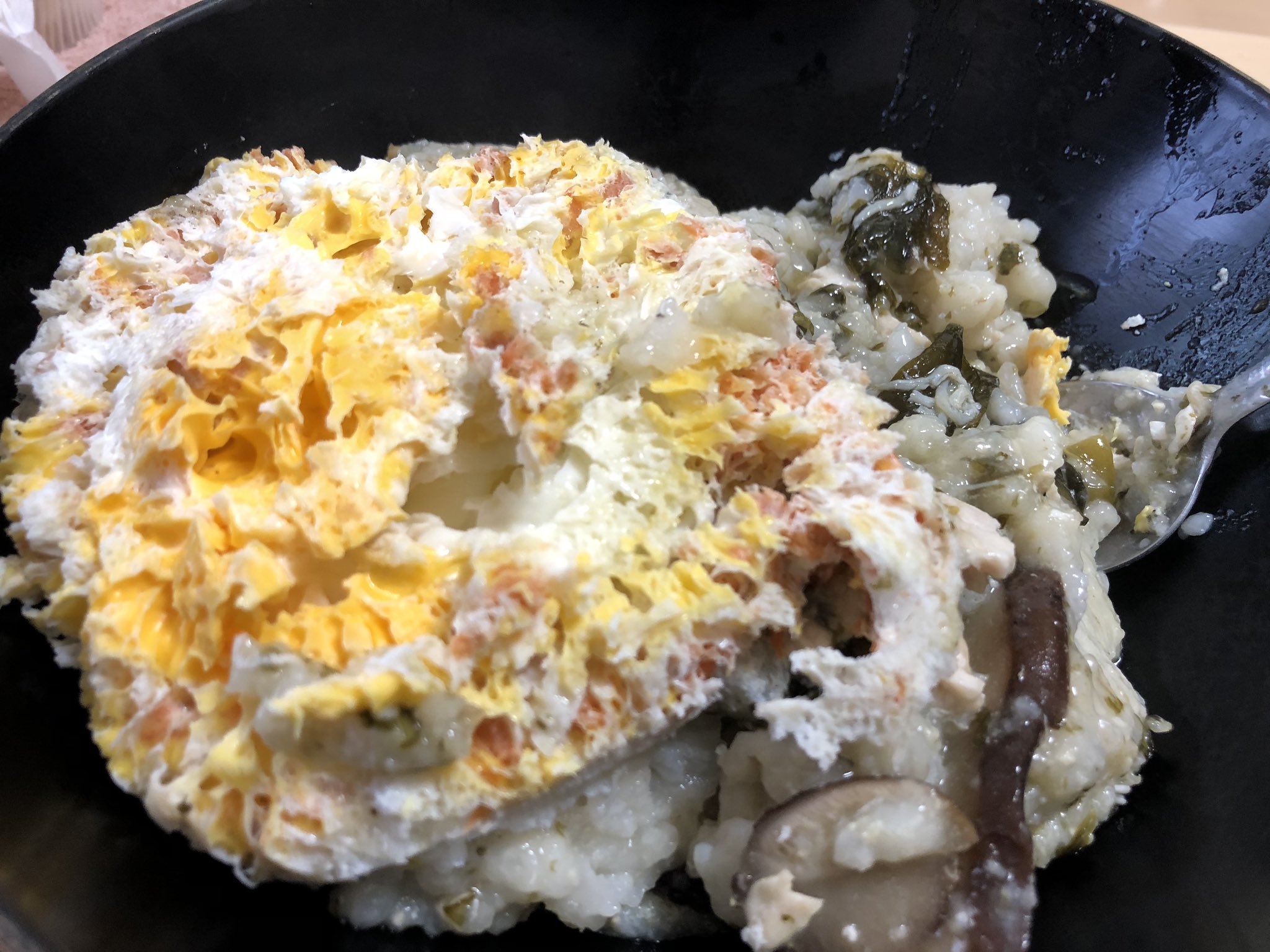 تويتر のぶ 貧乏自炊筋トレリーマン على تويتر 遅めの昼飯 沼にシャケと卵混ぜてレンチンしたものを乗せて 見た目めっちゃ悪いけどめっちゃうま 高タンパク 自炊記録 筋トレ垢さんと繋がりたい 料理好きな人と繋がりたい 相互フォロー T Co