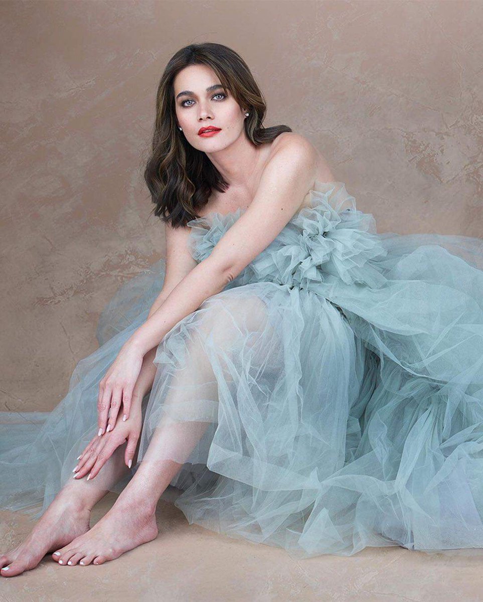 AntonioOgale13's tweet photo. OMG Ms.Bea Alonzo is in the house of kapuso network i cant wait to see her in number one Philippine television.
#ProudToBEAKapuso
KapusoBrigade
@amaya_battalion https://t.co/kRWJsS0RNz